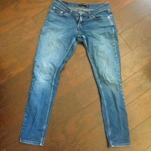 Size 5 short Levi’s jeans